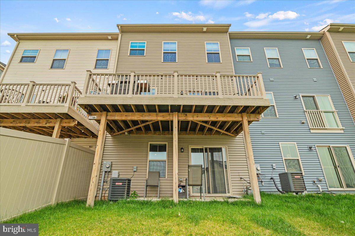 LAKE LINGANORE EAGLEHEAD - Residential