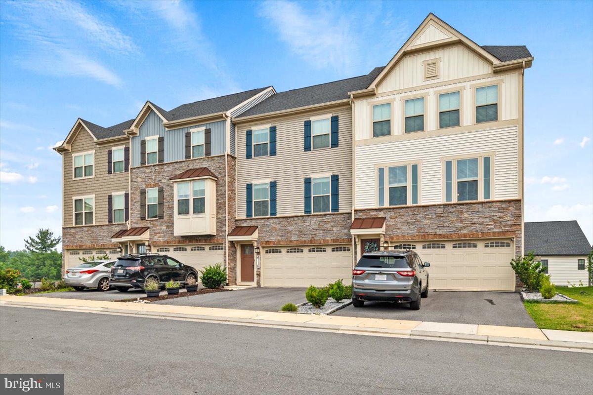 LAKE LINGANORE EAGLEHEAD - Residential