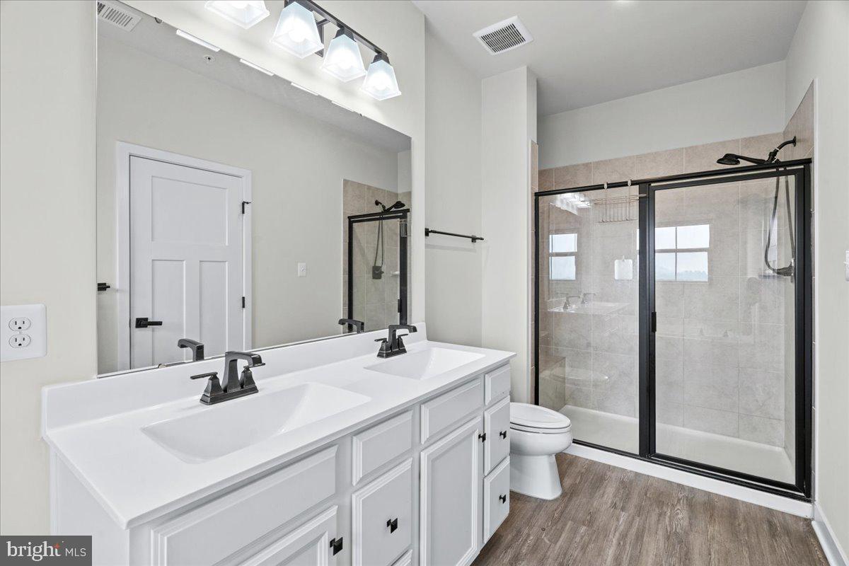 LAKE LINGANORE EAGLEHEAD - Residential