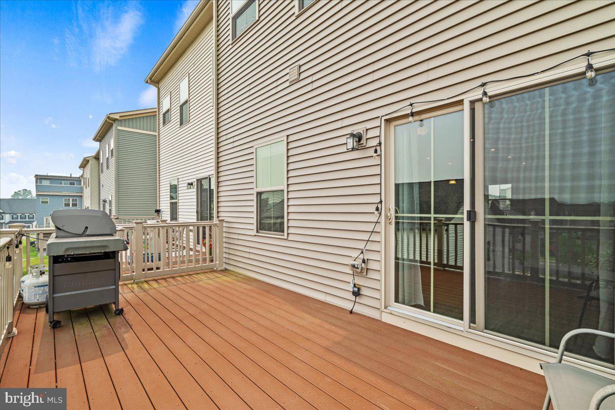 LAKE LINGANORE EAGLEHEAD - Residential