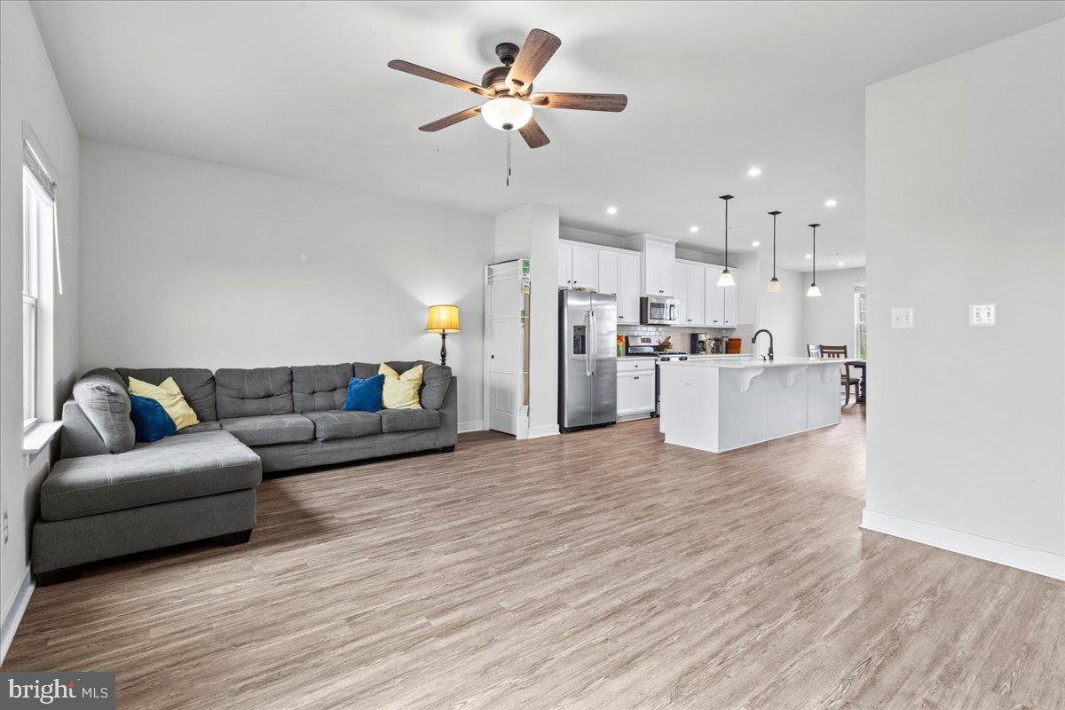 LAKE LINGANORE EAGLEHEAD - Residential