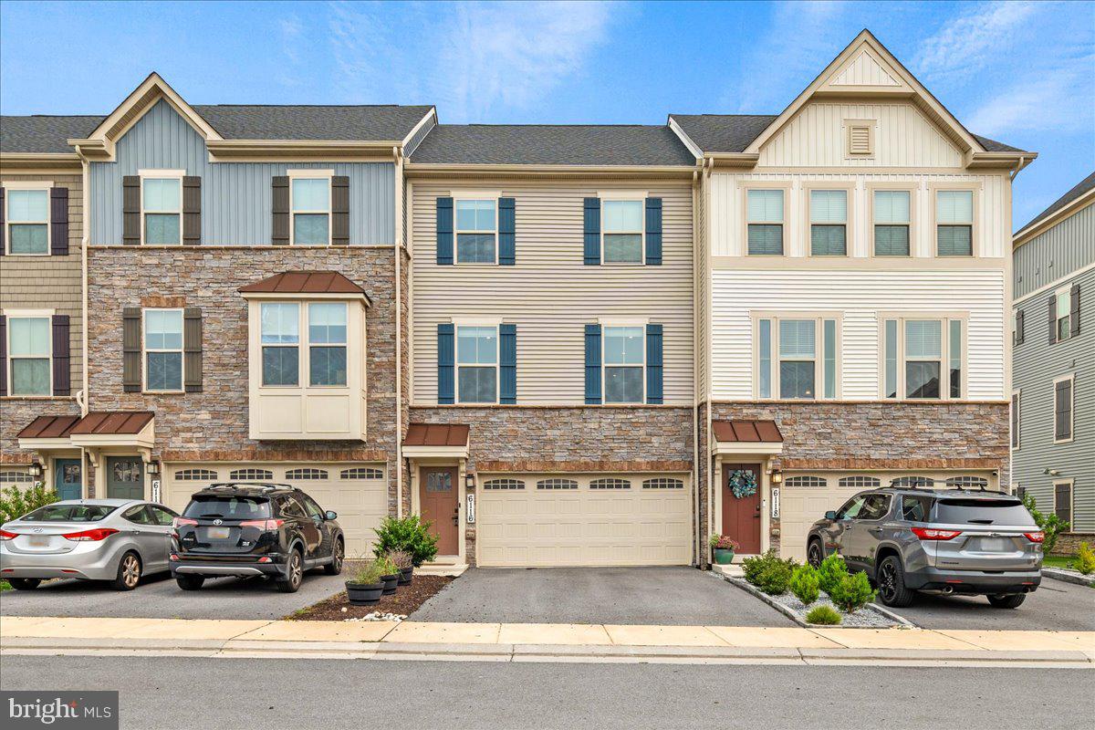 LAKE LINGANORE EAGLEHEAD - Residential