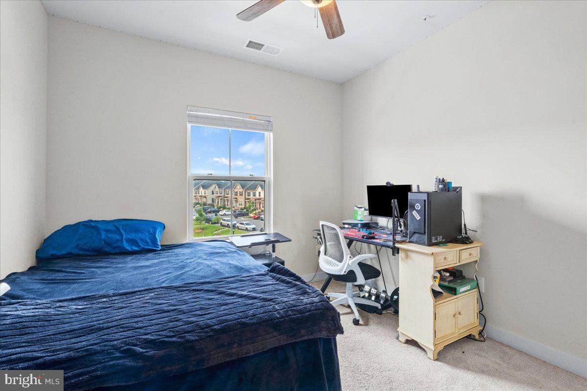 LAKE LINGANORE EAGLEHEAD - Residential