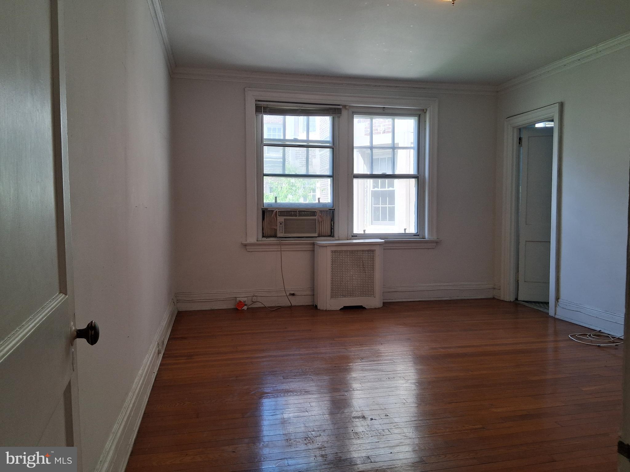 GARDEN COURT - Residential