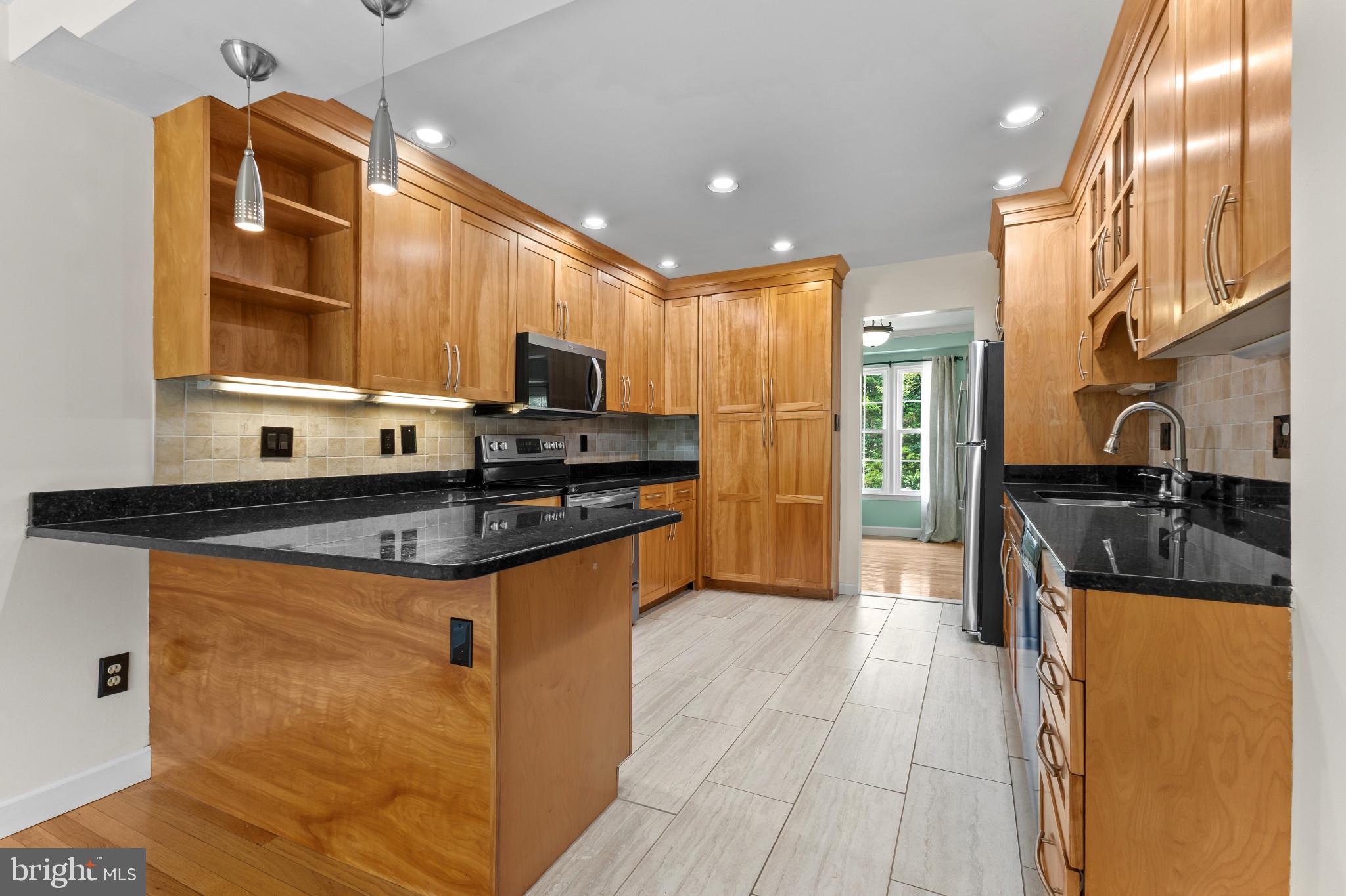 BURKE VILLAGE - Residential