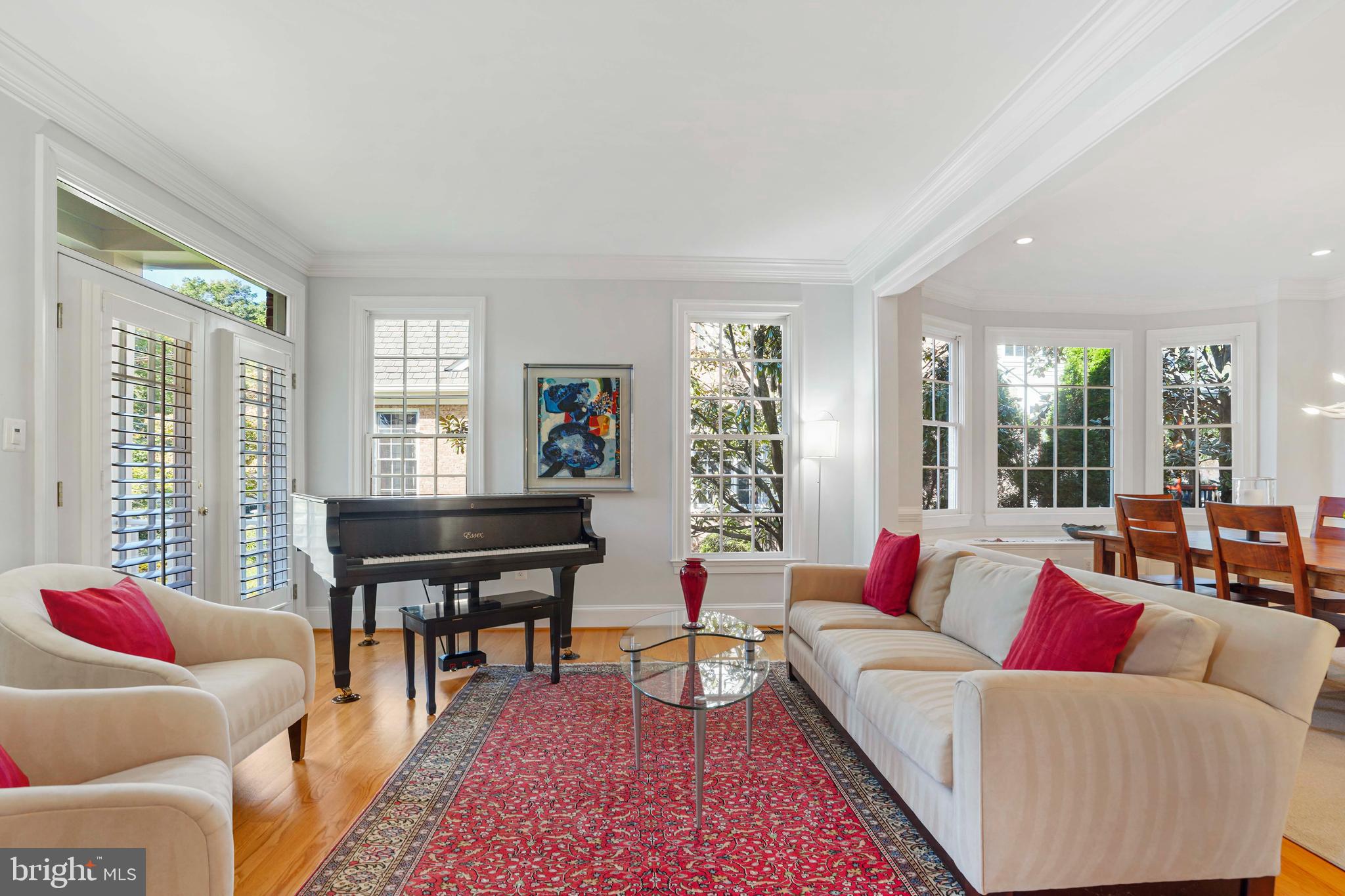 BELLEVUE FOREST - Residential