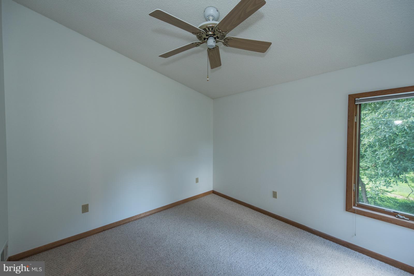 THE WOODS - Residential Lease