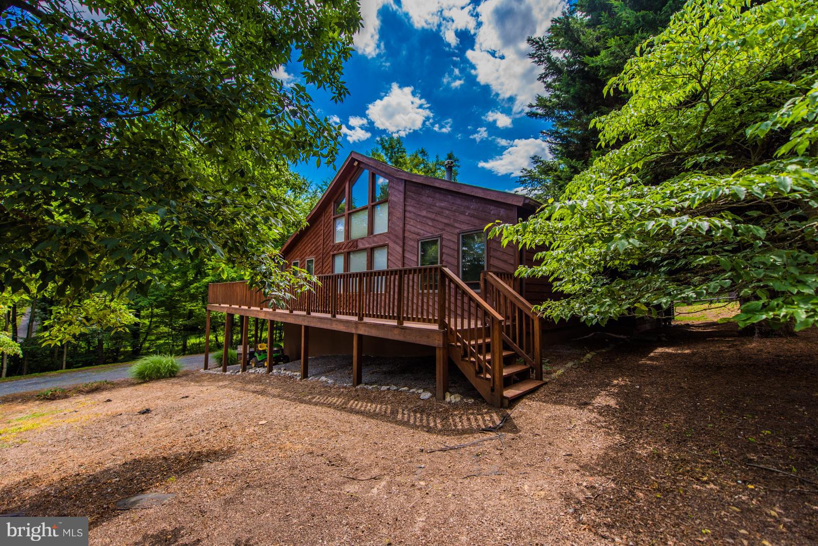 THE WOODS - Residential Lease