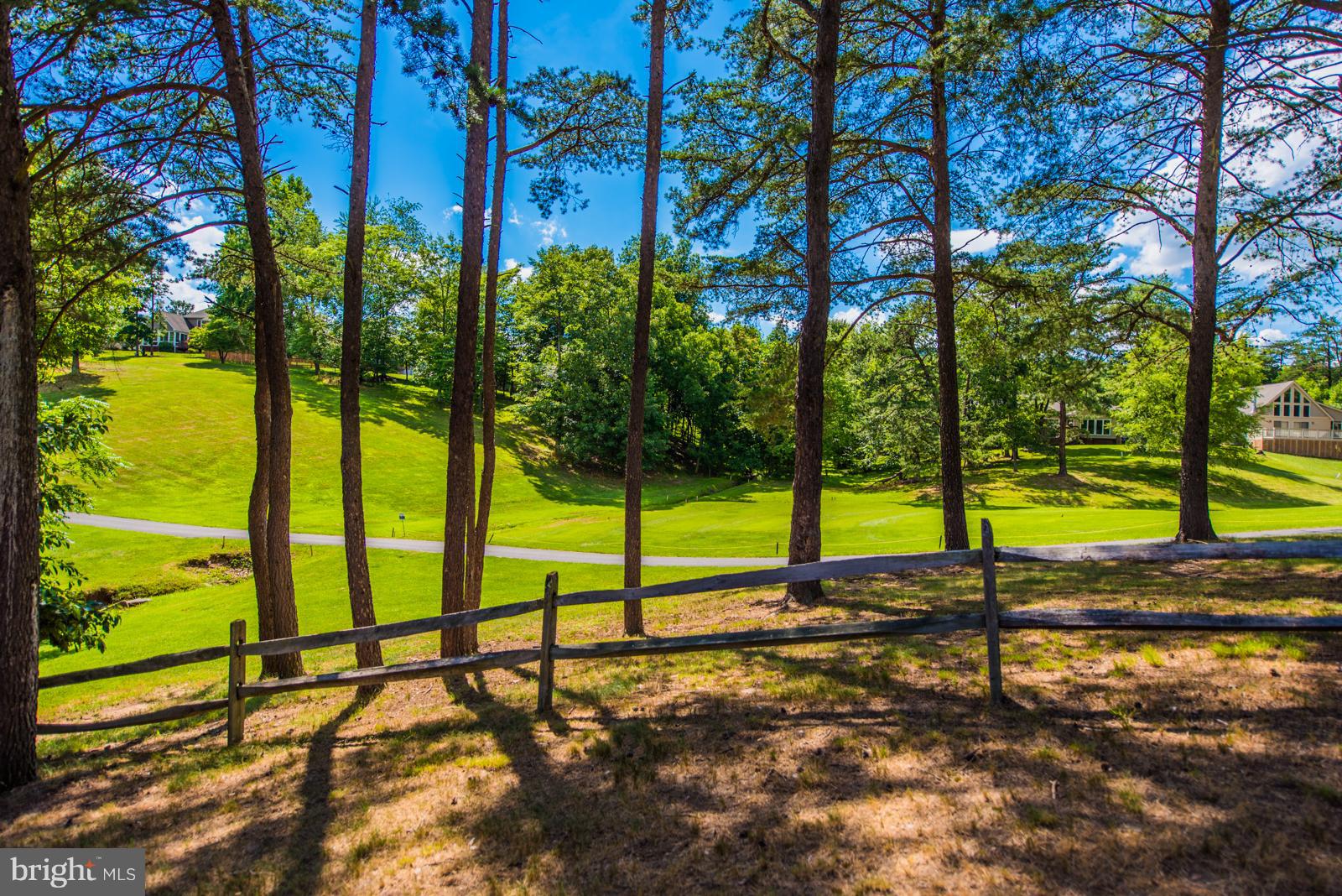 THE WOODS - Residential Lease