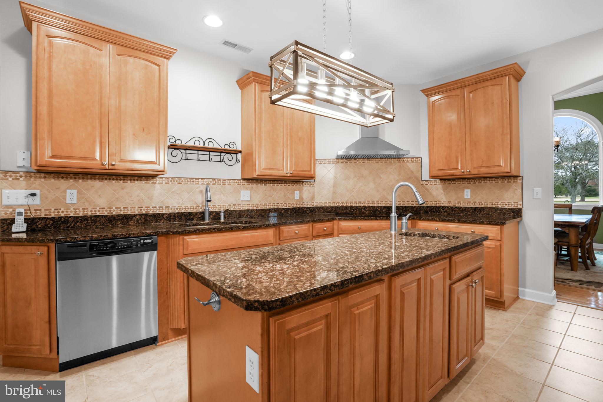 GOLF CLUB SHORES I - Residential