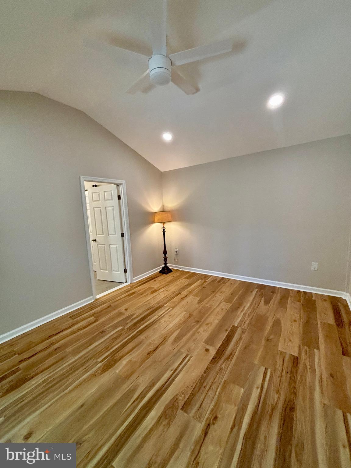 SHANNONDALE - Residential