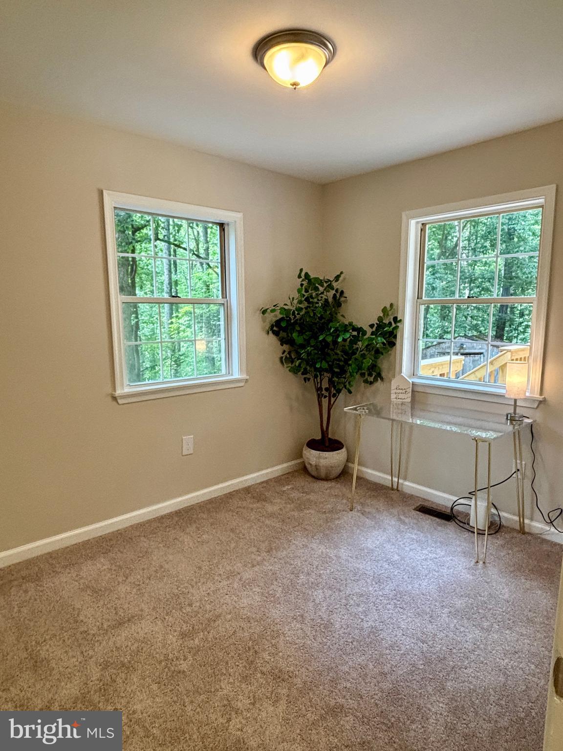 SHANNONDALE - Residential