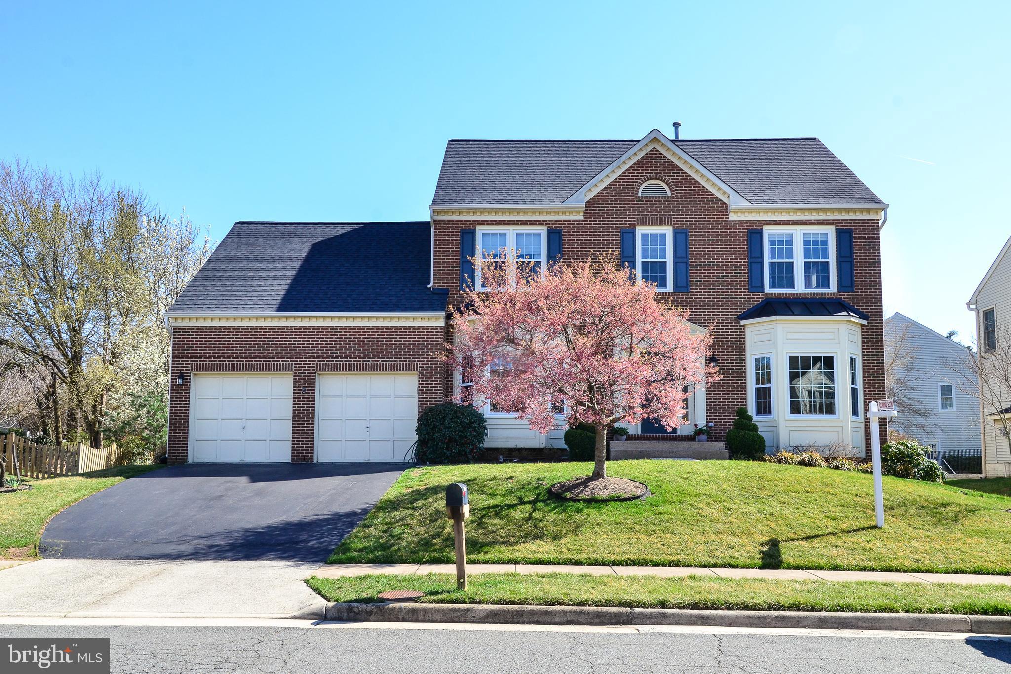 Original Owners! Well cared for home in desirable Chantilly location and School District * Three finished levels, 4 Bedrooms, 3 Full and 1 Half Bath * Formal Living & Dining Room with Bay Windows * Hardwoods flow through the Foyer, Dining room & Kitchen * Open Kitchen & Family Room Combo with Gas Fireplace * Eat-In Kitchen includes upgraded Jenn-Air Stainless Steel Appliances, Granite Countertops, Upper & Lower Cabinet lighting &  5- Burner Cooktop * Spacious Master Bedroom with Cathedral Ceiling * Three additional Bedrooms on Upper Level * English Basement with engineered hardwood, Large Recreation Room w/built-in speakers, so put on your dancing shoes! Lower Level Bonus Room with attached Full Bath * Plenty of Storage * TREX no maintenance deck with solar lighting * Patio with Sundance Spa Hot Tub backed by privacy tree line * New Roof, HVAC & some windows*  Home Warranty * And let's not forget about the new Wegmans and Chantilly Towne Center just 5 minutes away! Welcome Home!