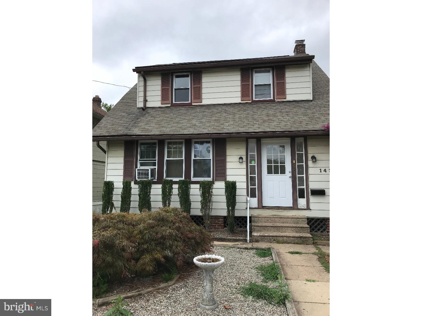Come view this 3 bedroom / 1.5 bathroom home, which is located in the North Hills section of Glenside, PA. This property offers a combination of hardwood and tile flooring throughout, as well as a finished basement, fenced in rear yard, driveway with available parking, and much more!