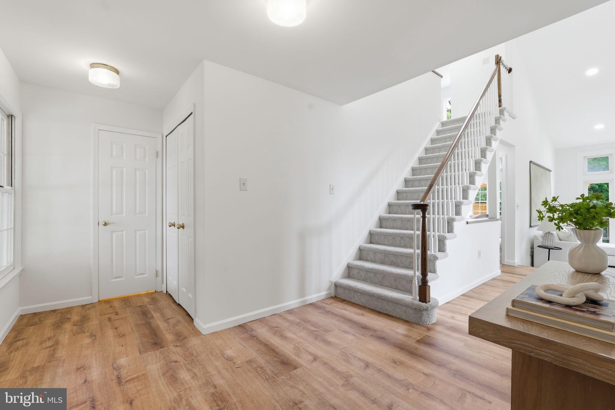 BURKE CENTRE - Residential