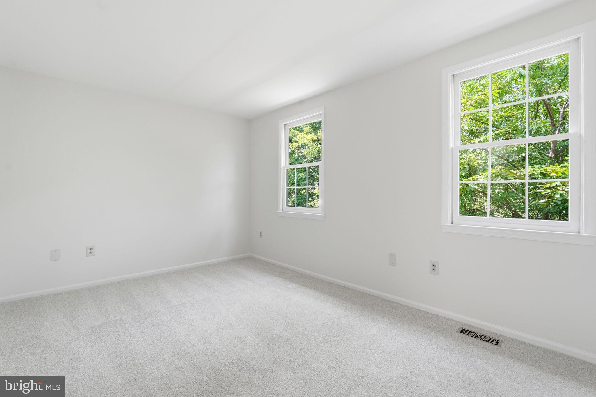 BURKE CENTRE - Residential