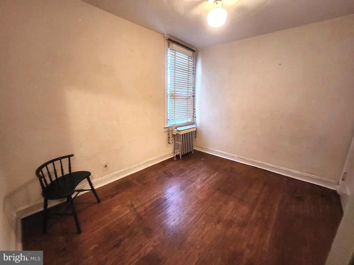 WEST OAK LANE - Residential
