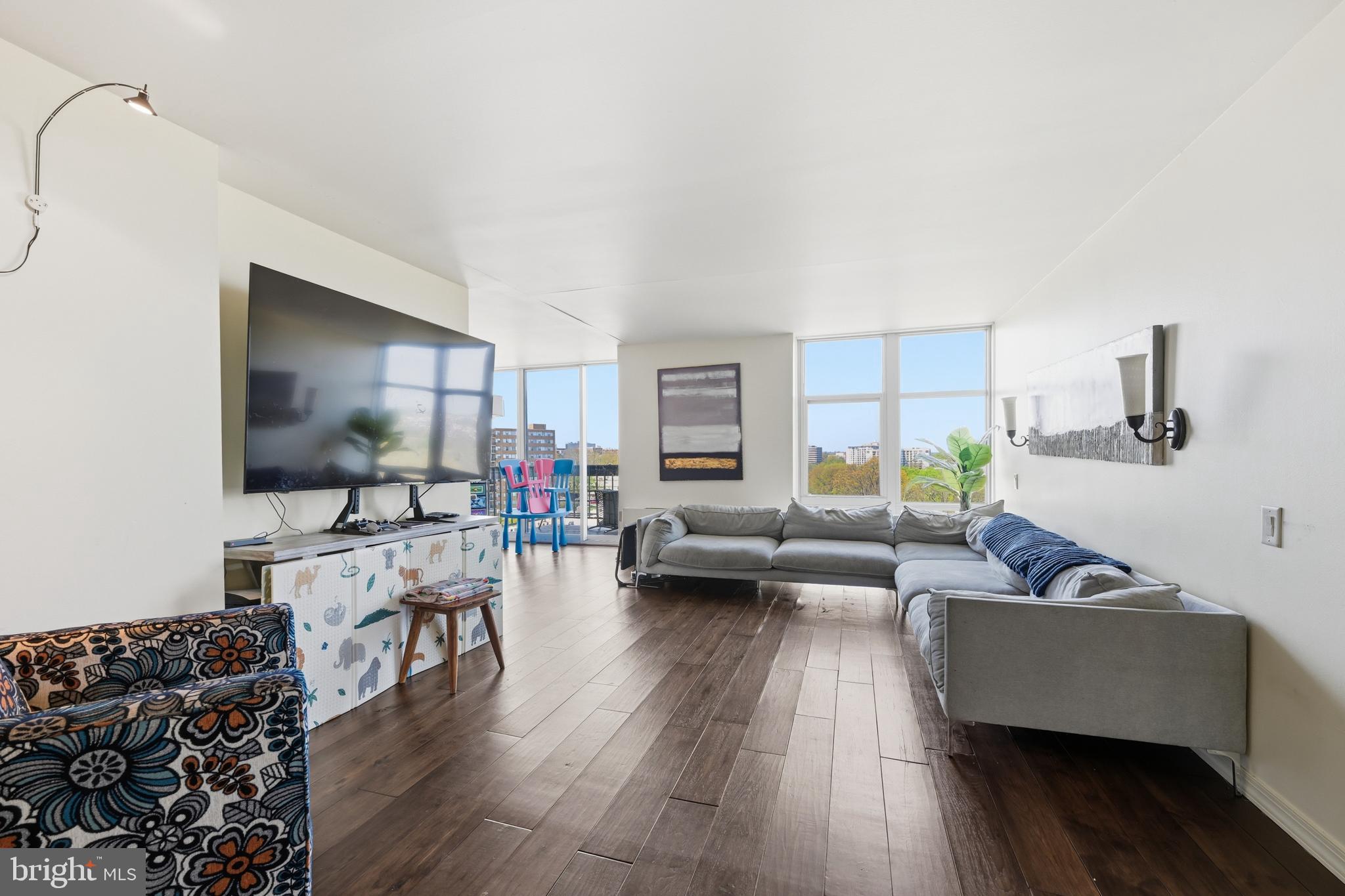 RIVER PARK - Residential