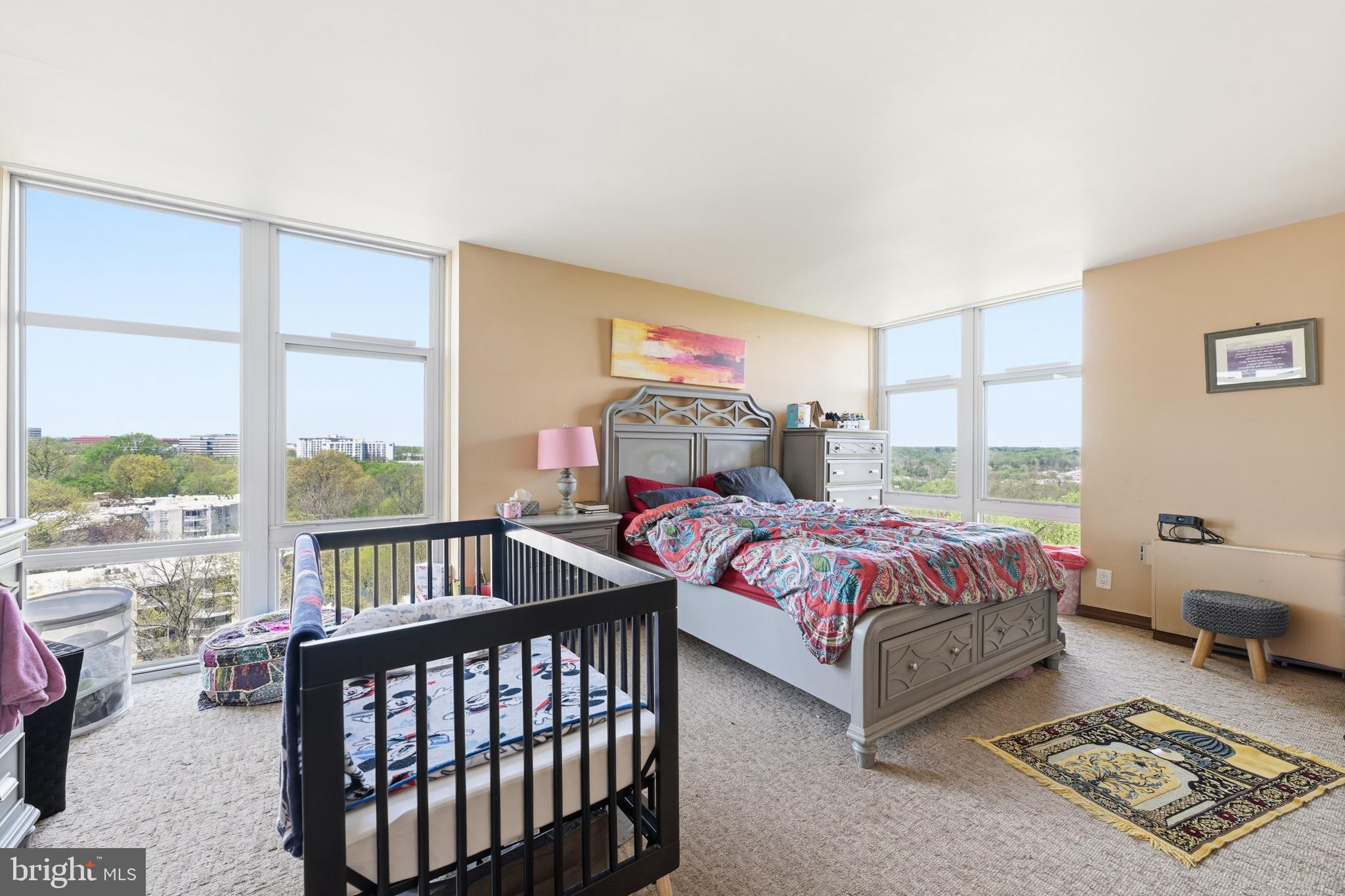 RIVER PARK - Residential