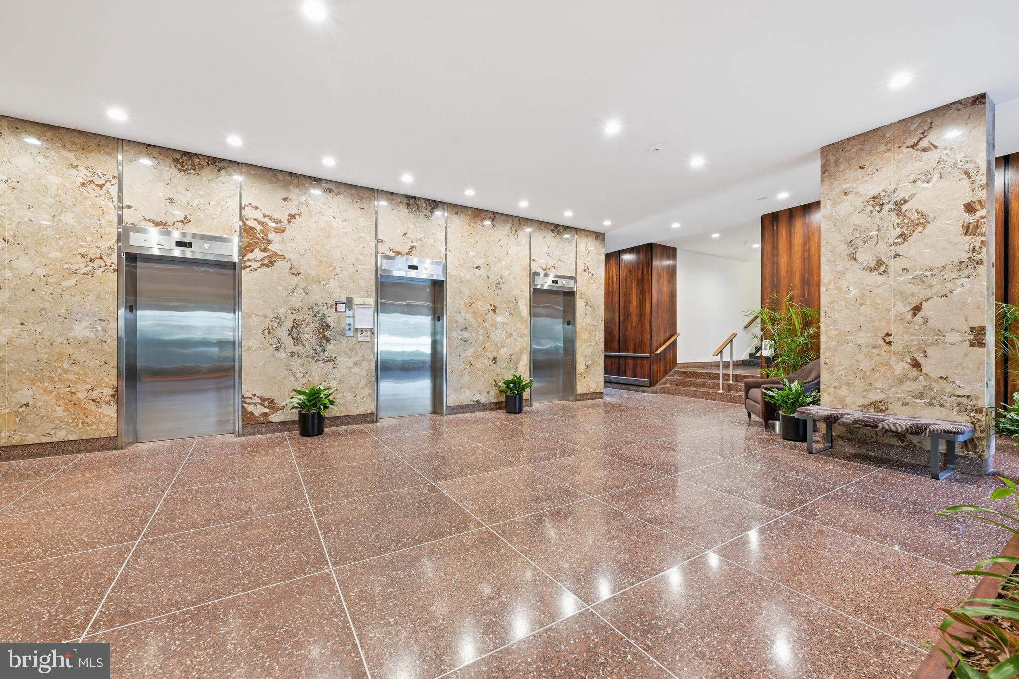 RIVER PARK - Residential