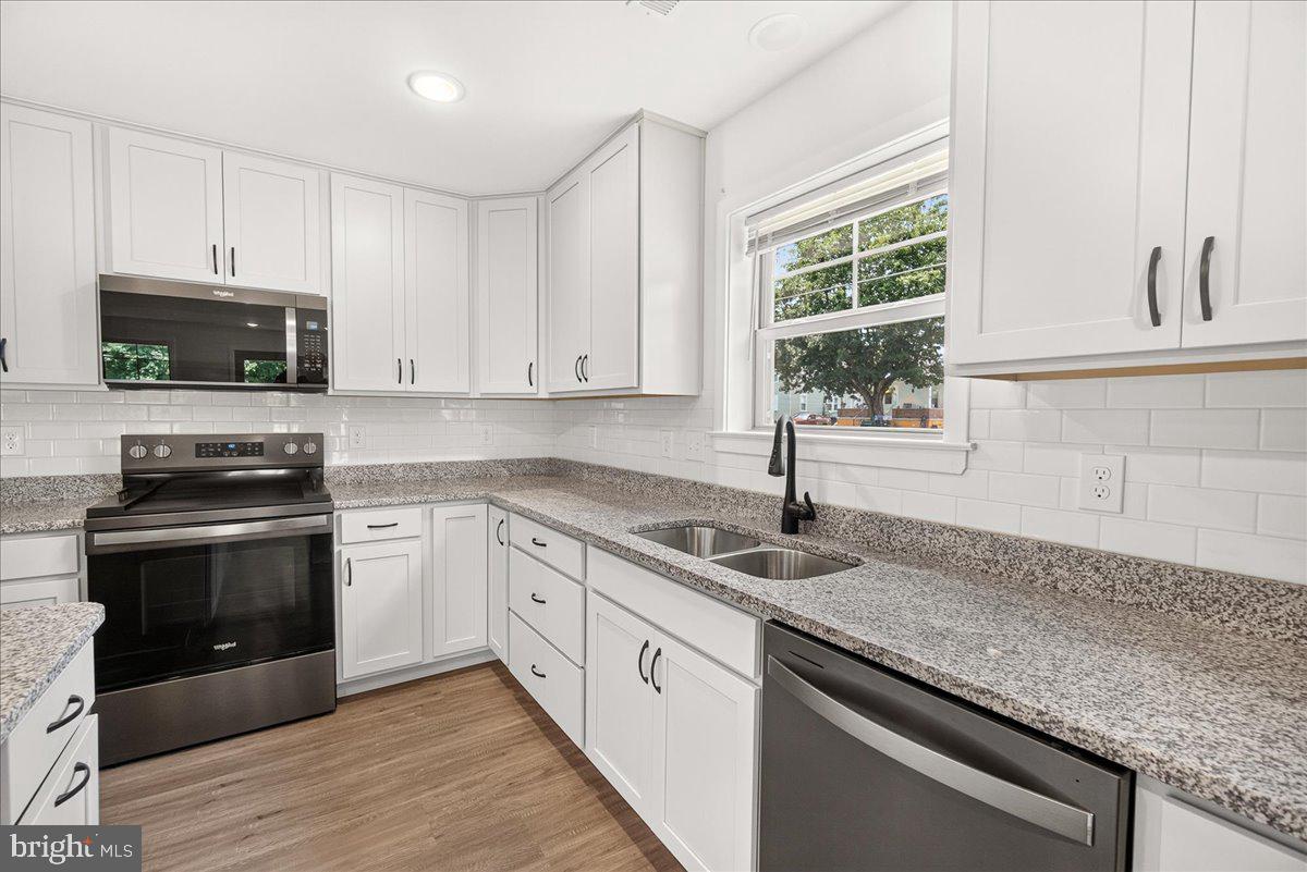 THE VILLAS AT WARM SPRINGS - Residential
