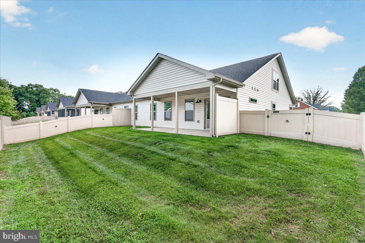 THE VILLAS AT WARM SPRINGS - Residential