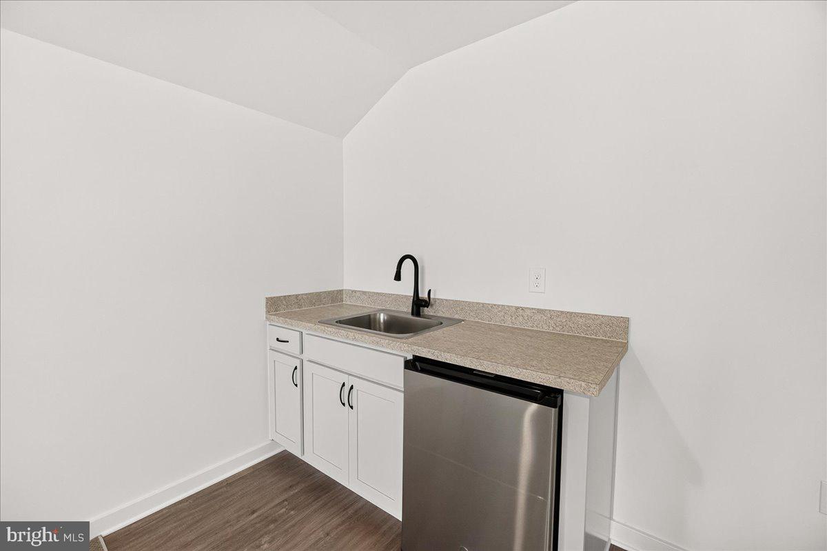 THE VILLAS AT WARM SPRINGS - Residential