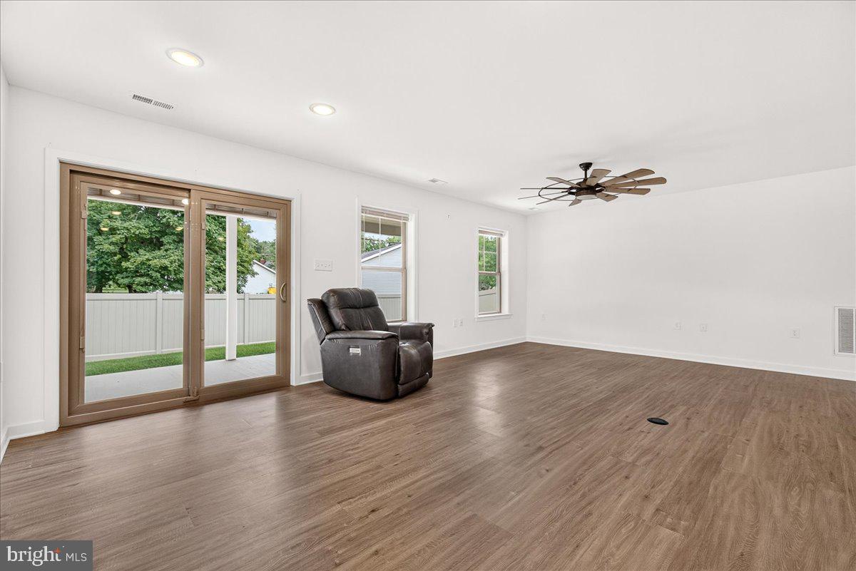 THE VILLAS AT WARM SPRINGS - Residential