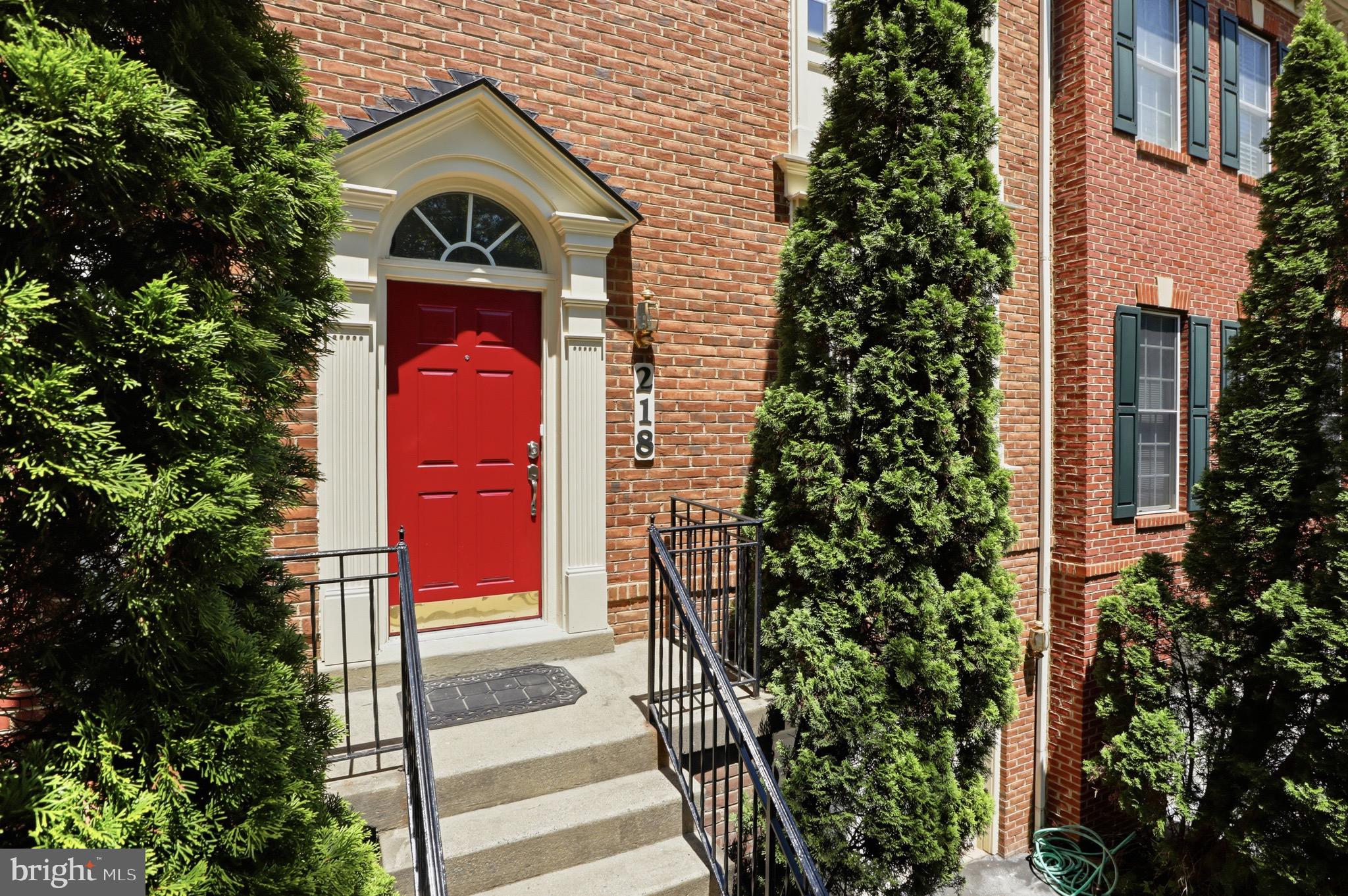QUINCE ORCHARD PARK - Residential