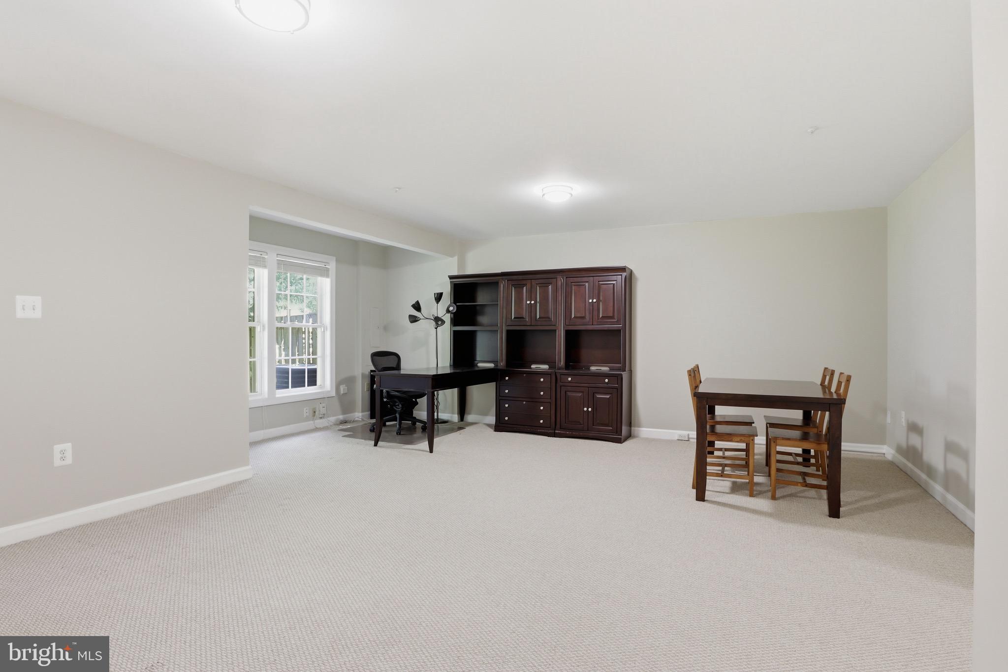 QUINCE ORCHARD PARK - Residential