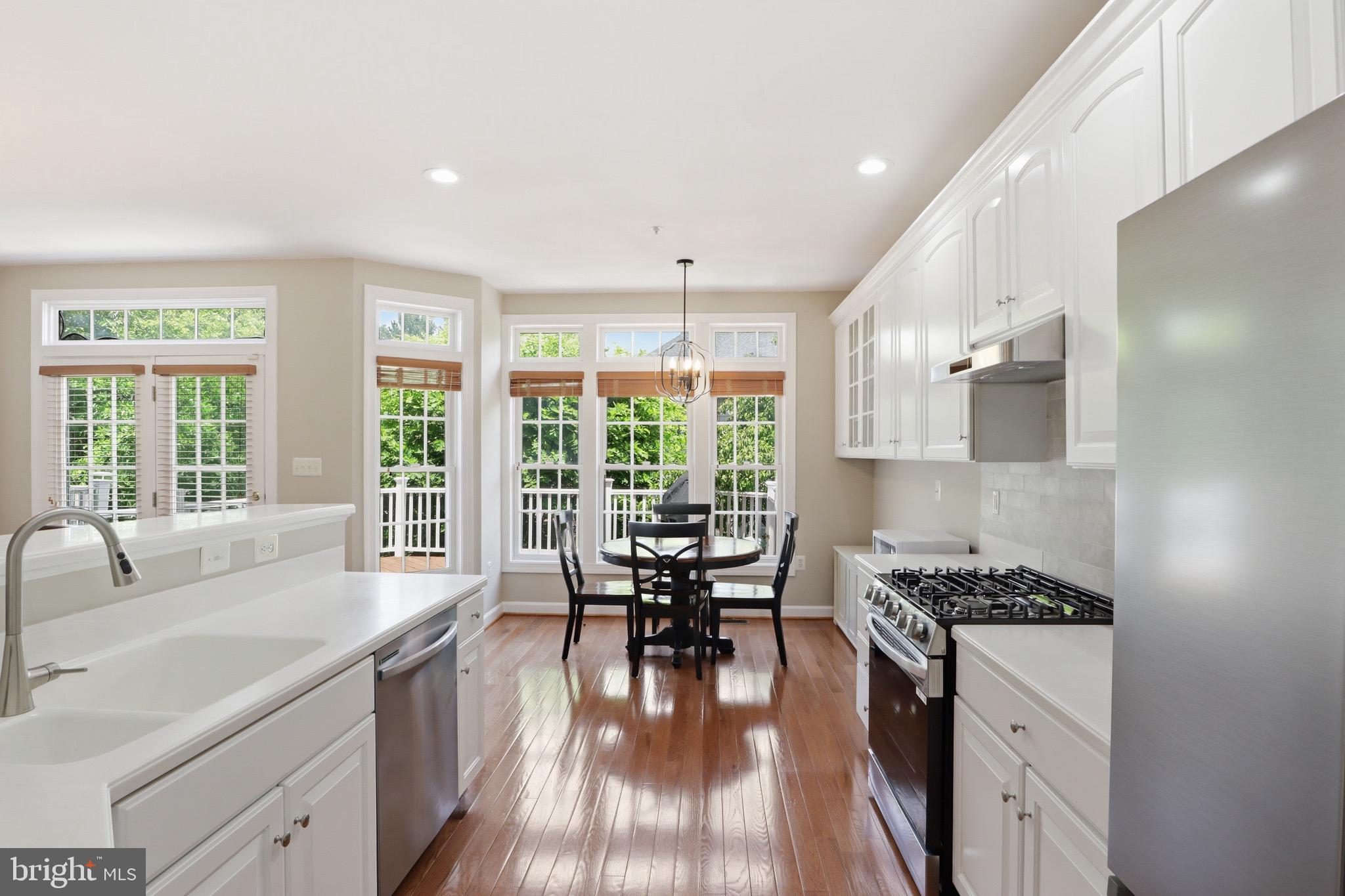 QUINCE ORCHARD PARK - Residential
