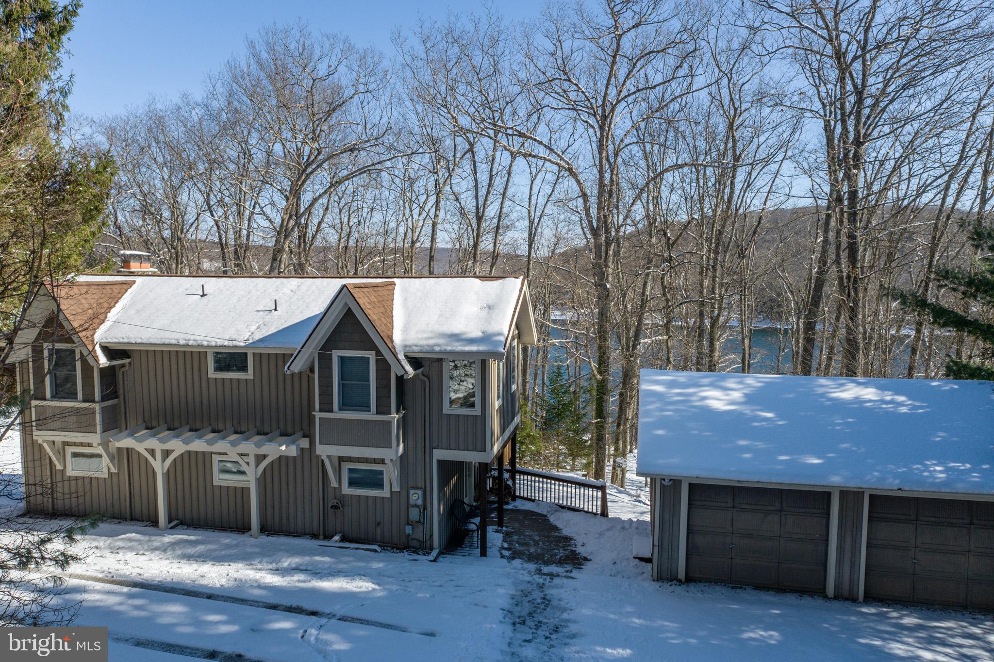 SHINGLE CAMP TERRACE - Residential