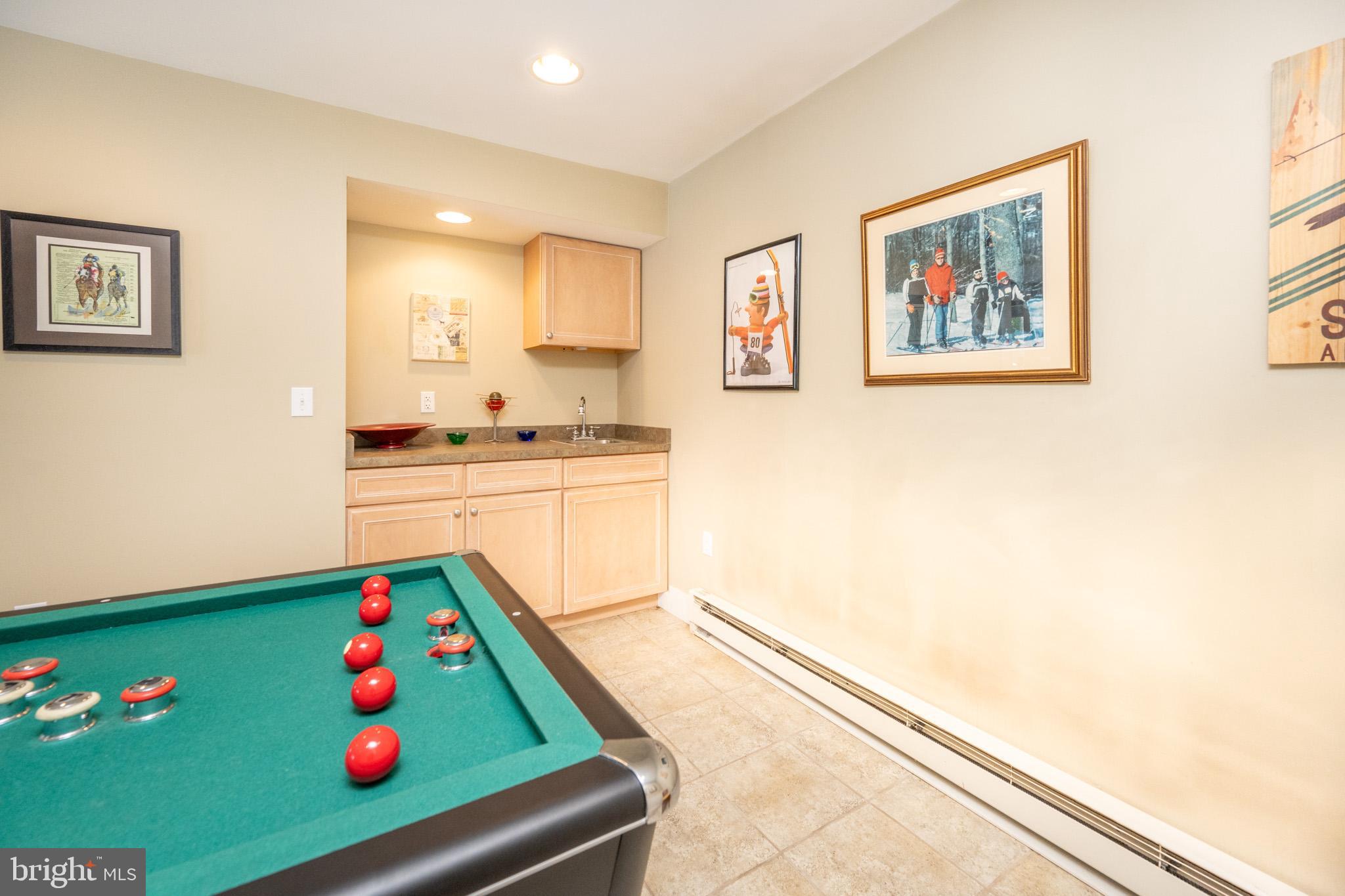 SHINGLE CAMP TERRACE - Residential