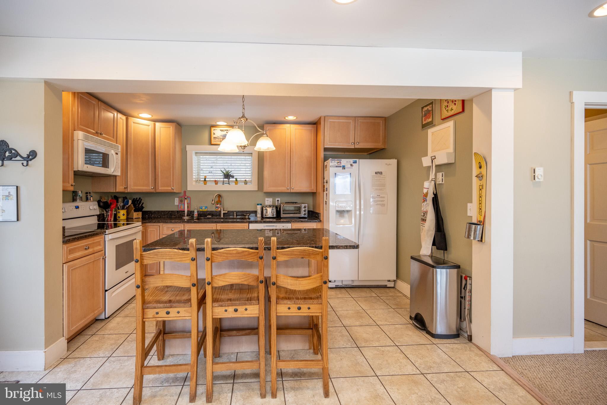SHINGLE CAMP TERRACE - Residential