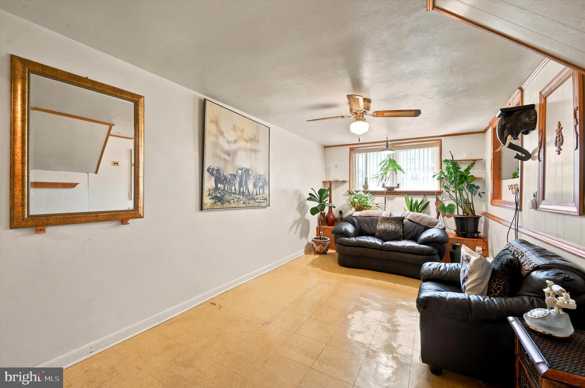 LANSDOWNE - Residential