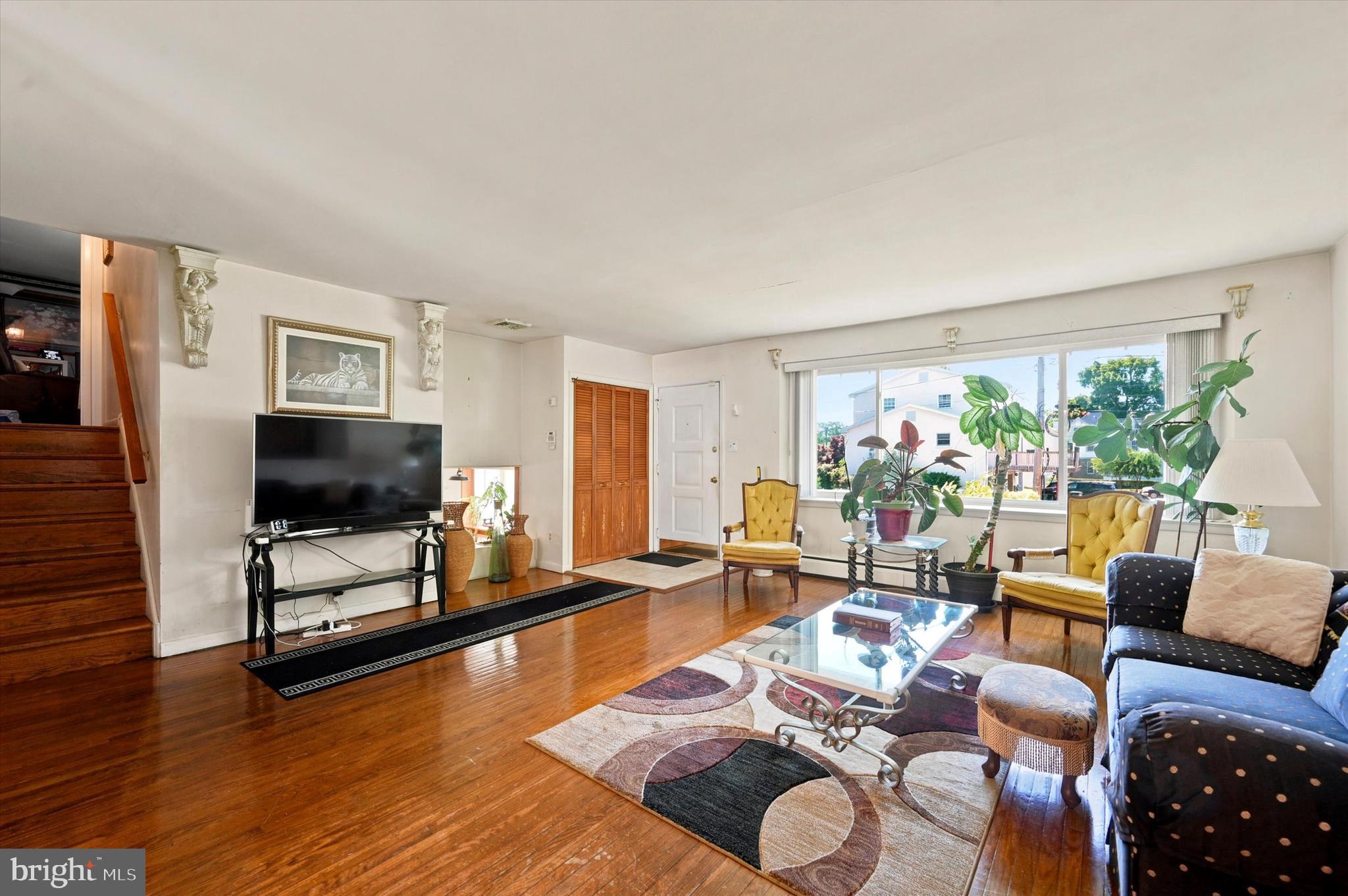LANSDOWNE - Residential