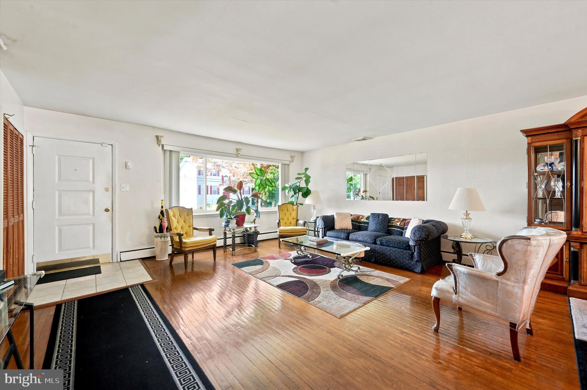 LANSDOWNE - Residential