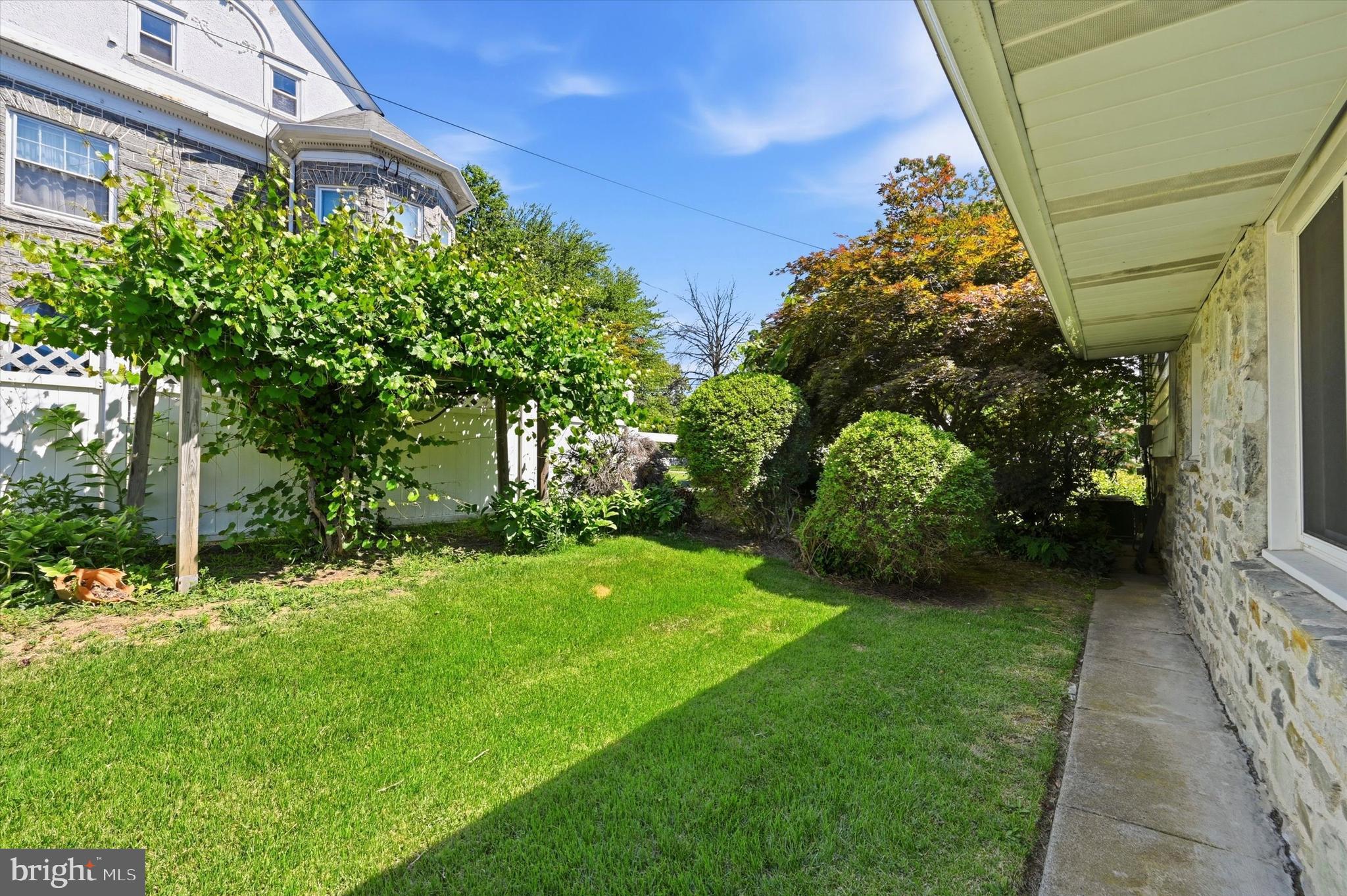 LANSDOWNE - Residential