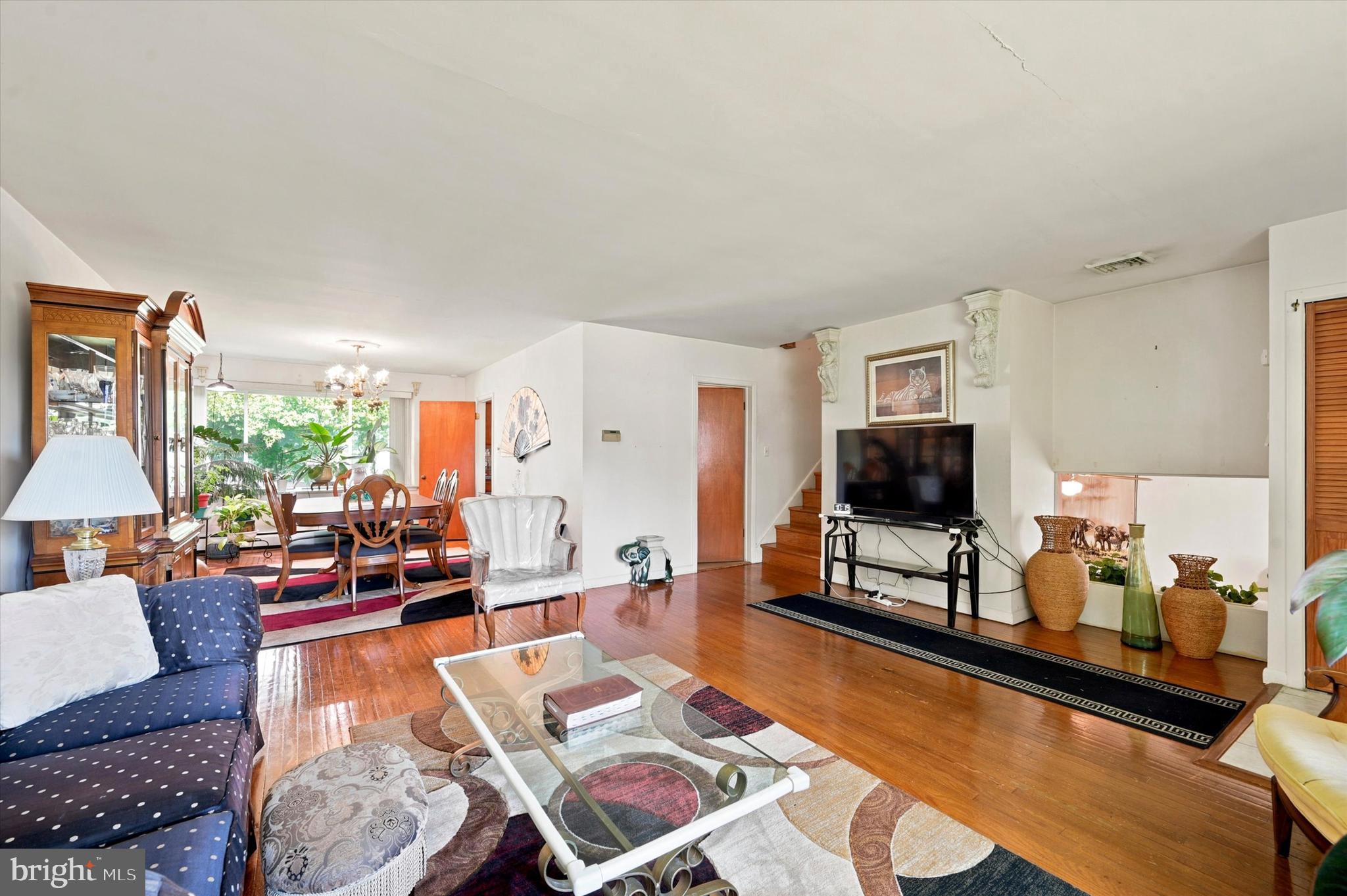 LANSDOWNE - Residential
