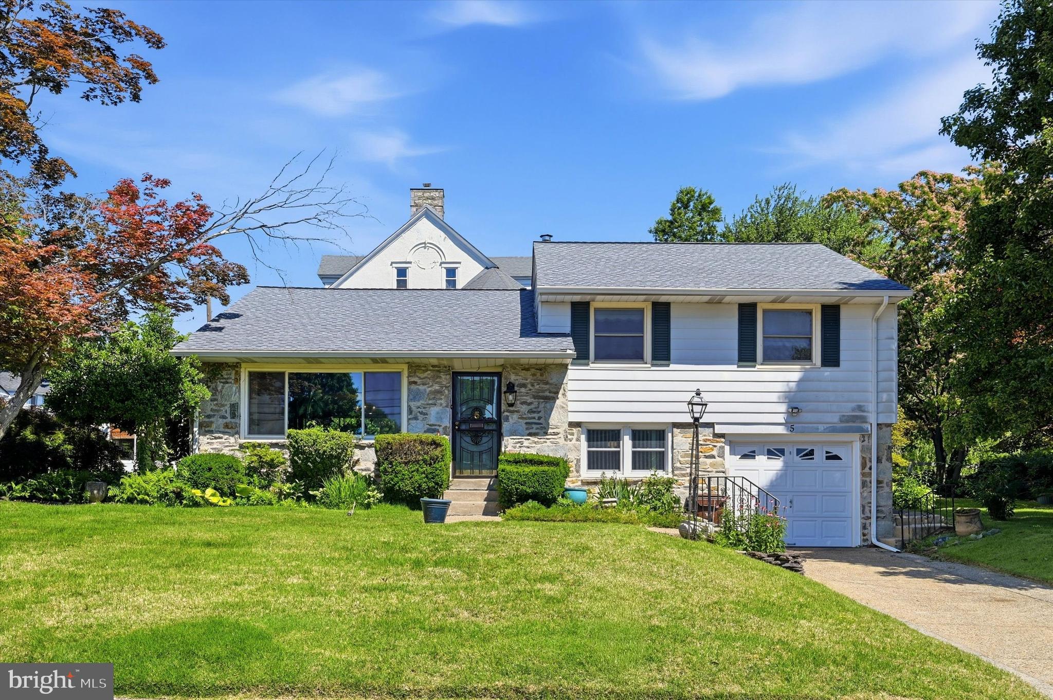 LANSDOWNE - Residential