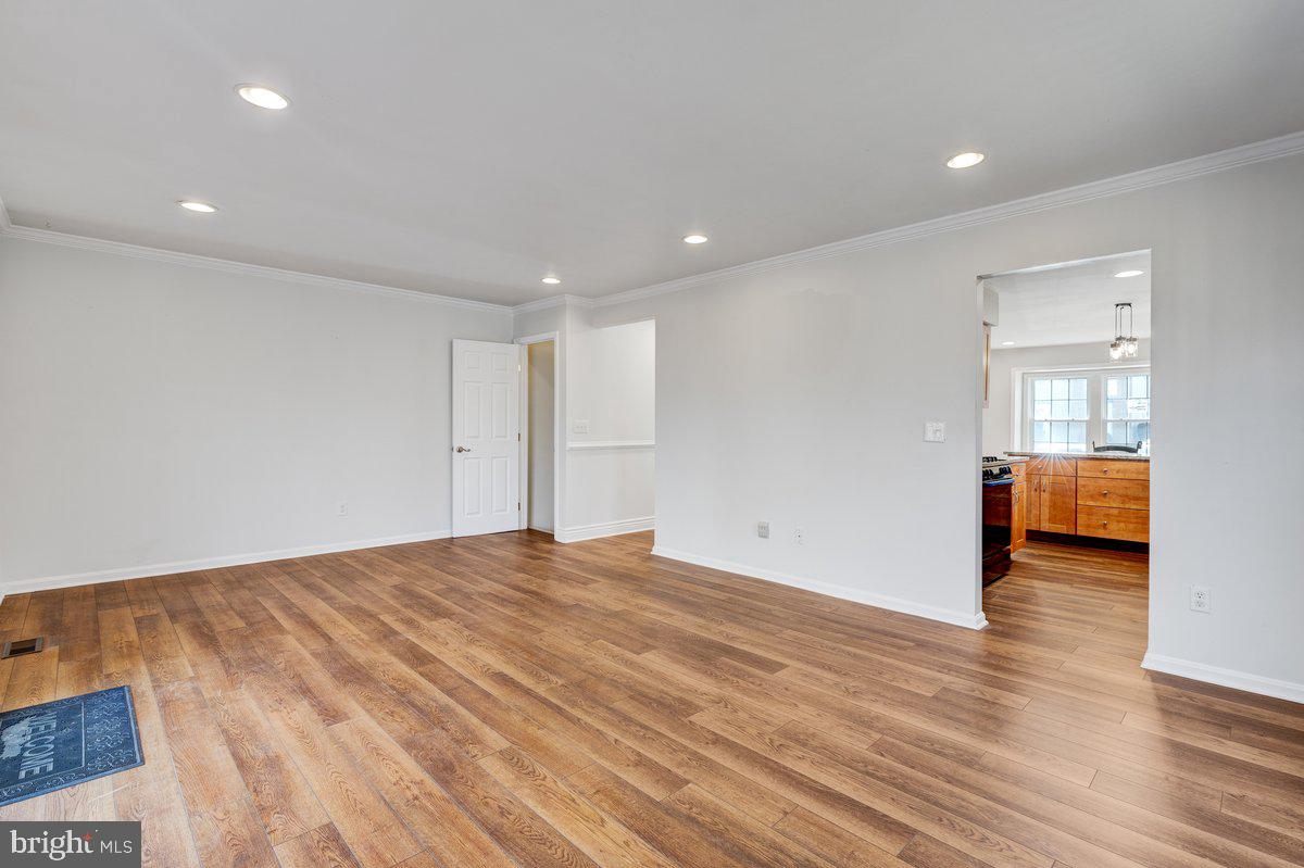 DALE CITY ADDITION - Residential Lease