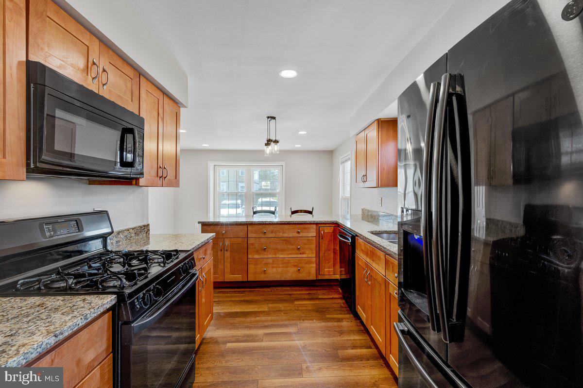 DALE CITY ADDITION - Residential Lease
