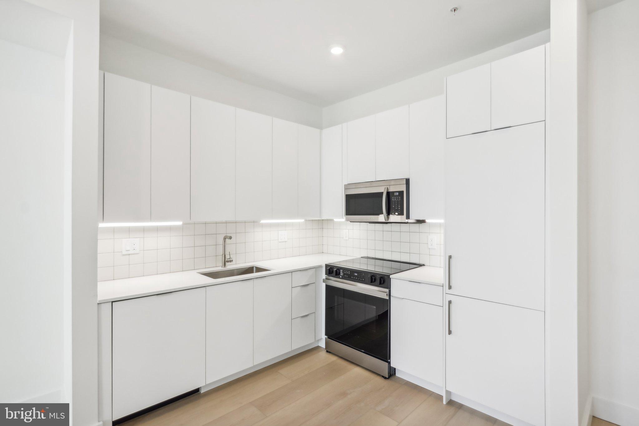 FISHTOWN - Residential Lease