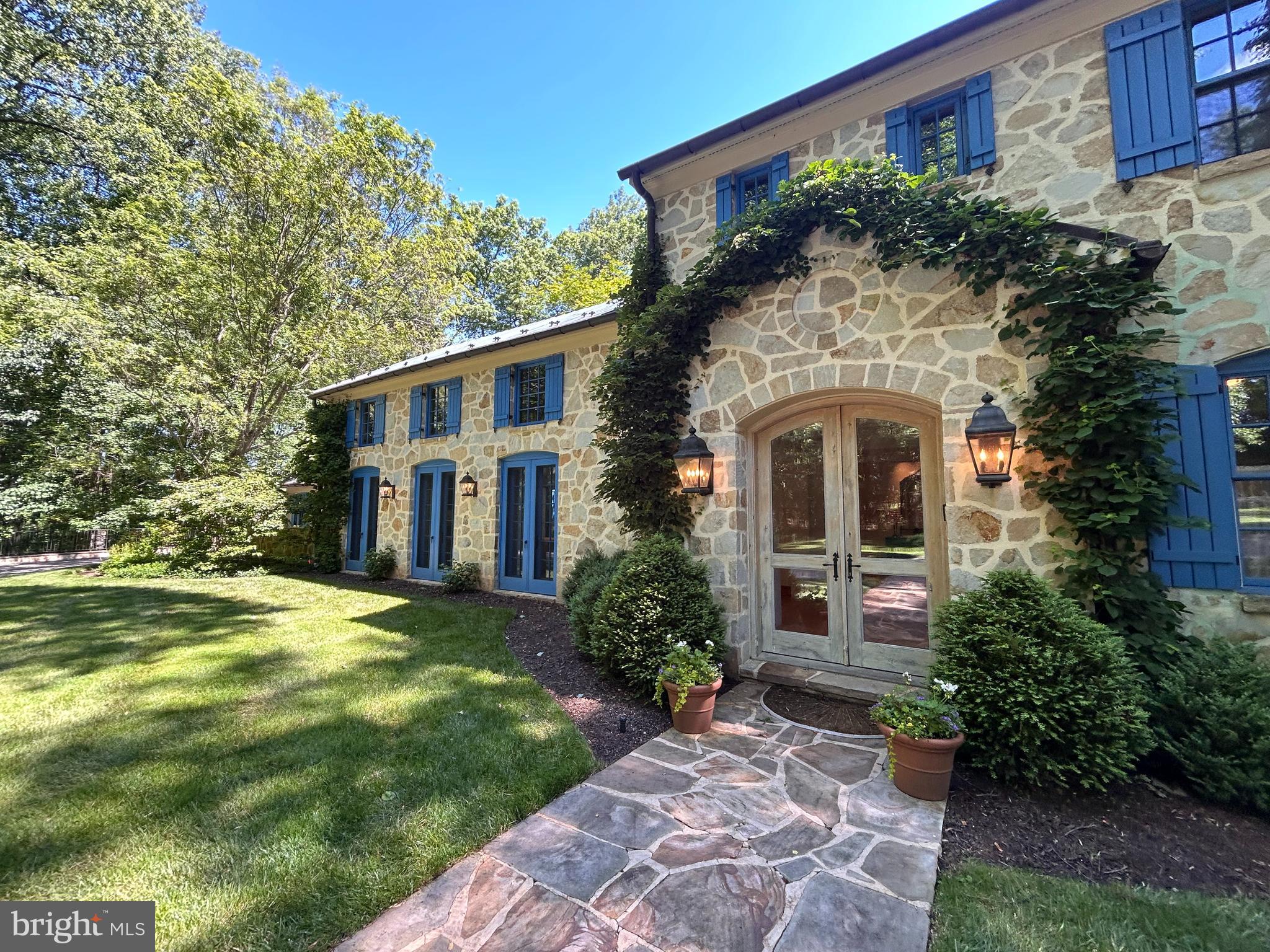 CAVES VALLEY GOLF CLUB - Residential