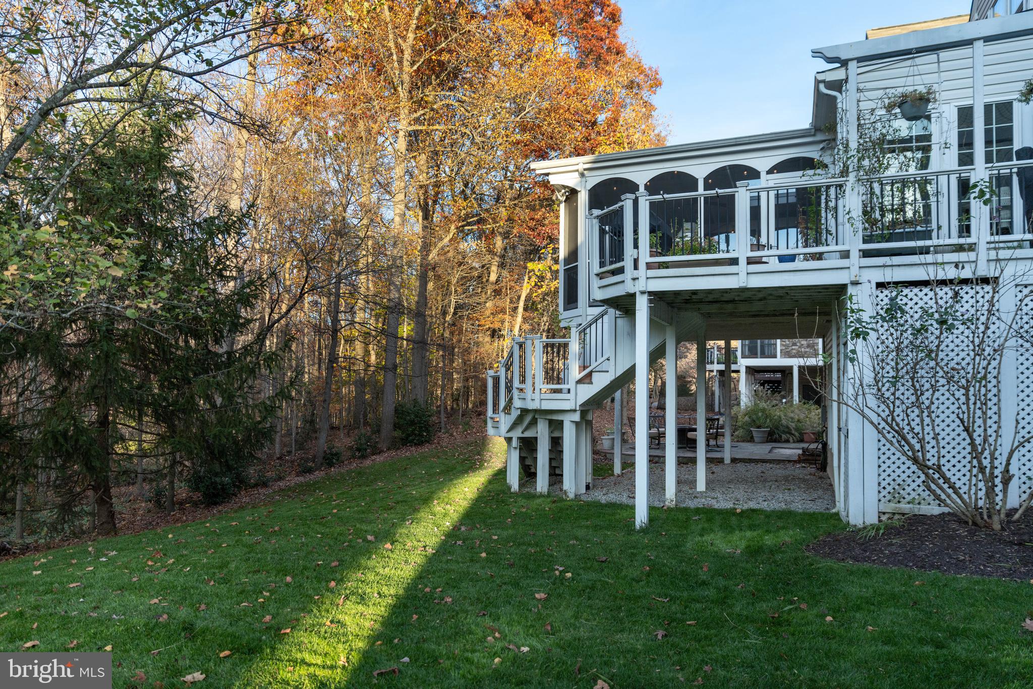 LAUREL HILL - Residential