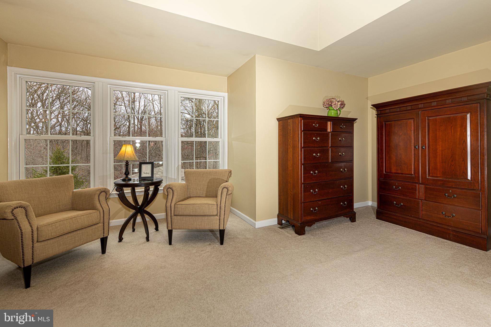 LAUREL HILL - Residential