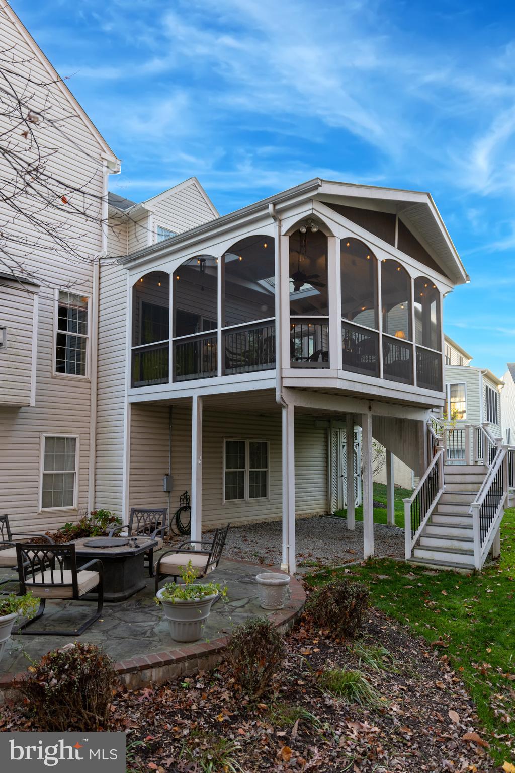 LAUREL HILL - Residential