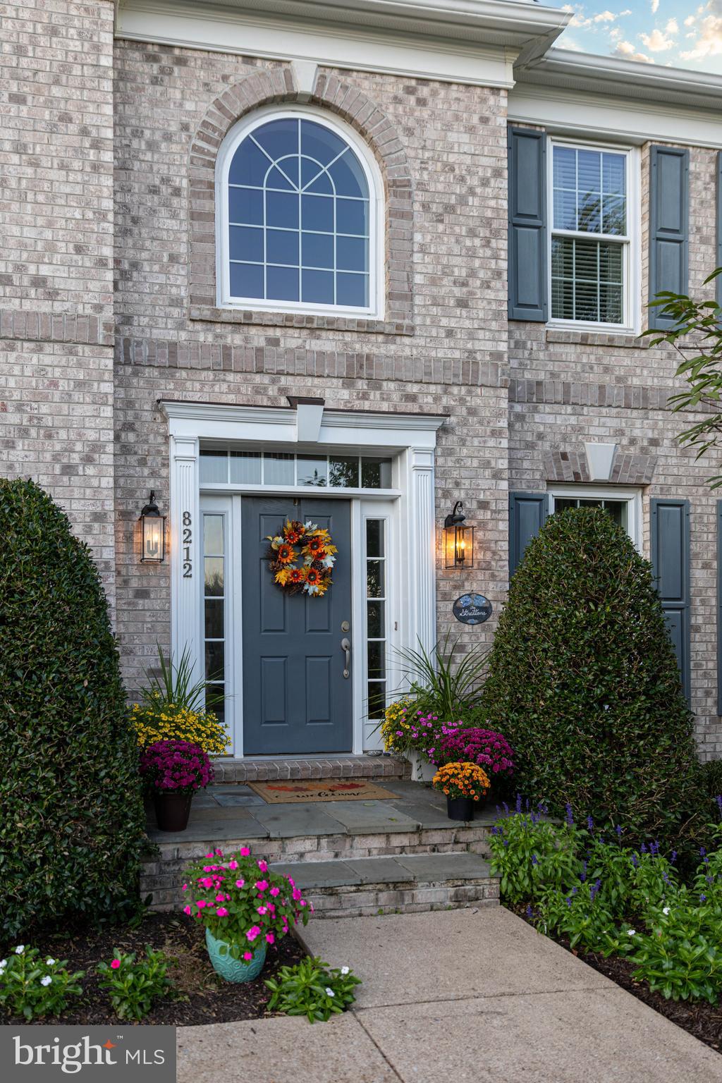 LAUREL HILL - Residential