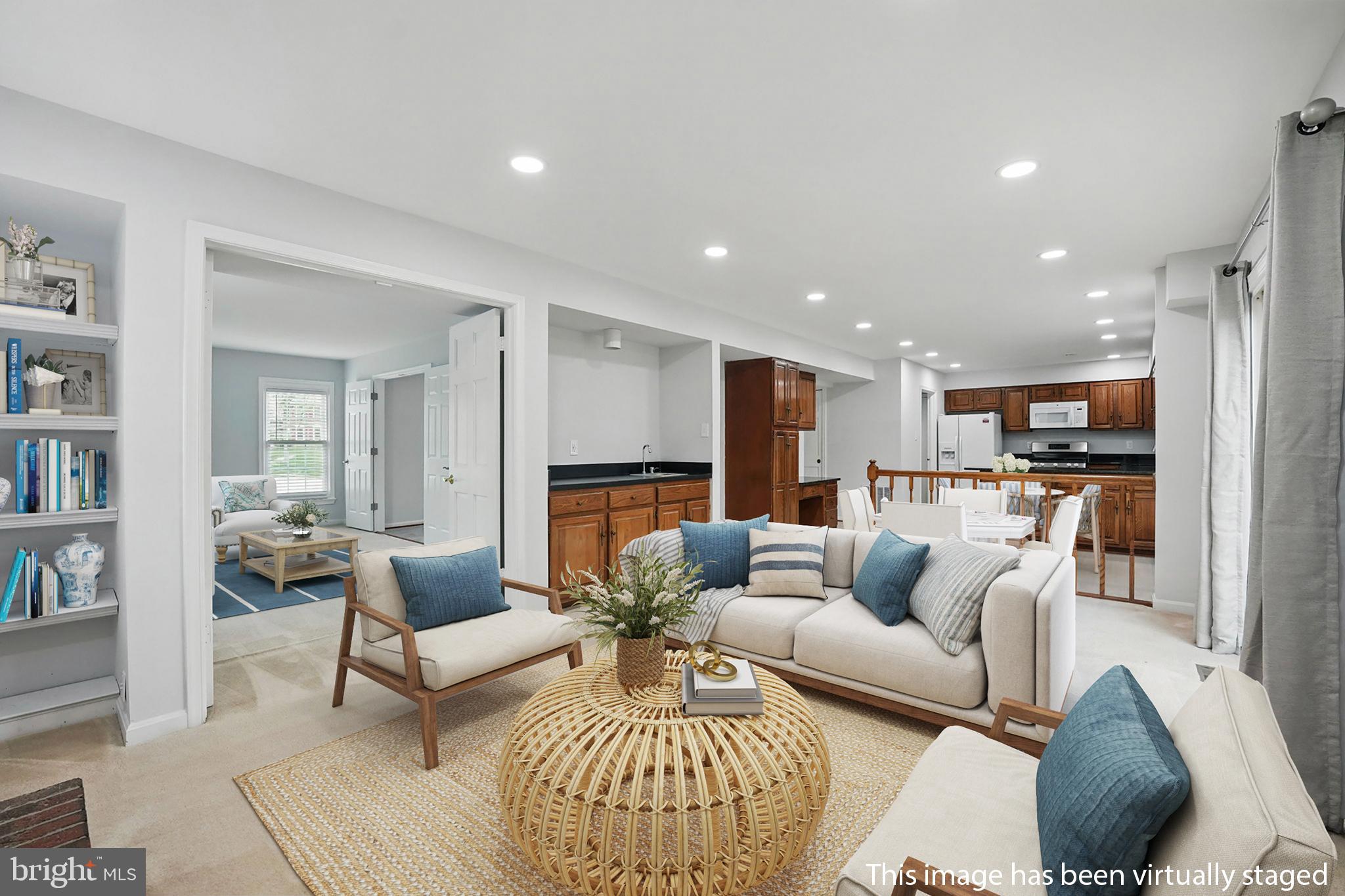 LAKEWOOD HILLS - Residential
