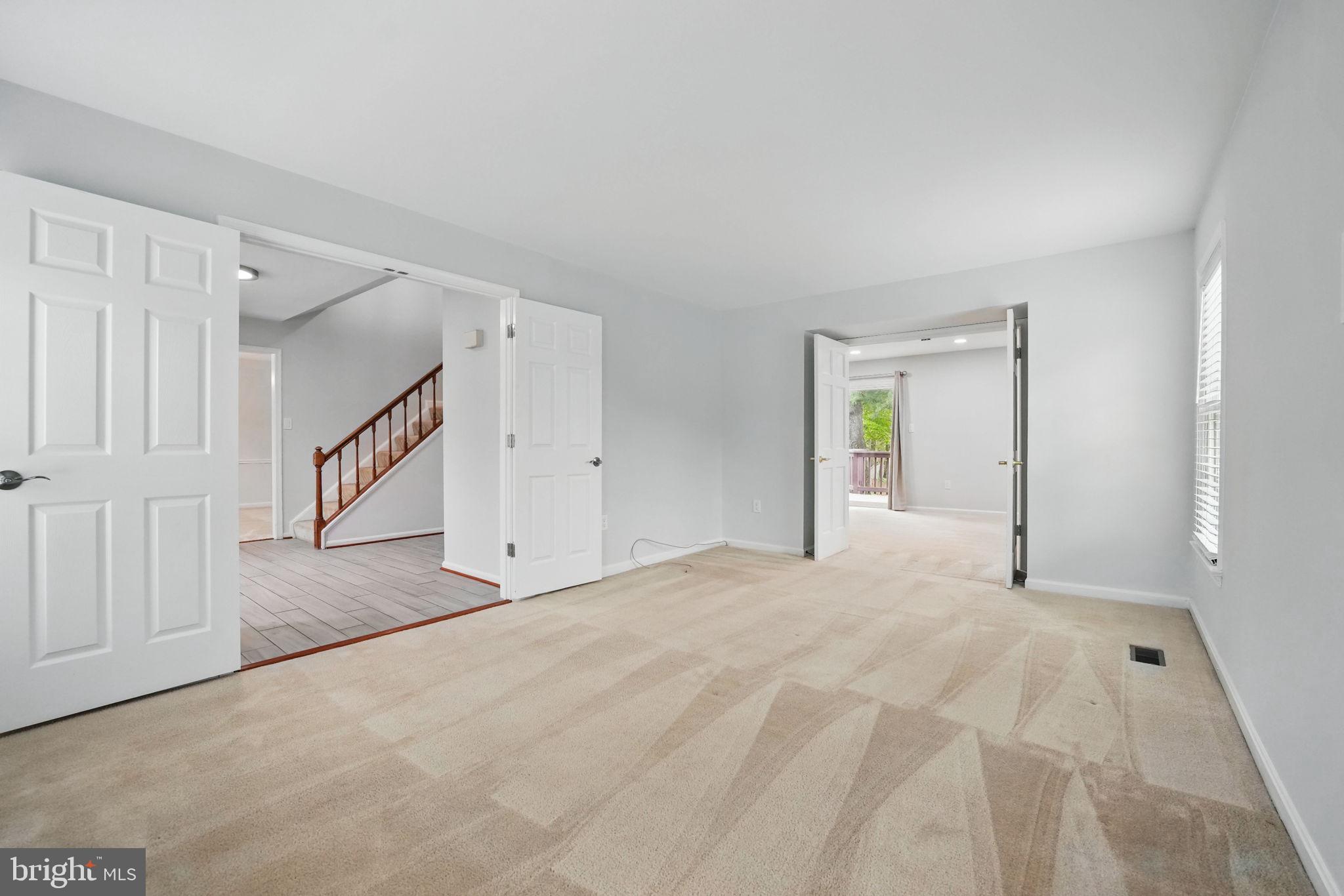 LAKEWOOD HILLS - Residential